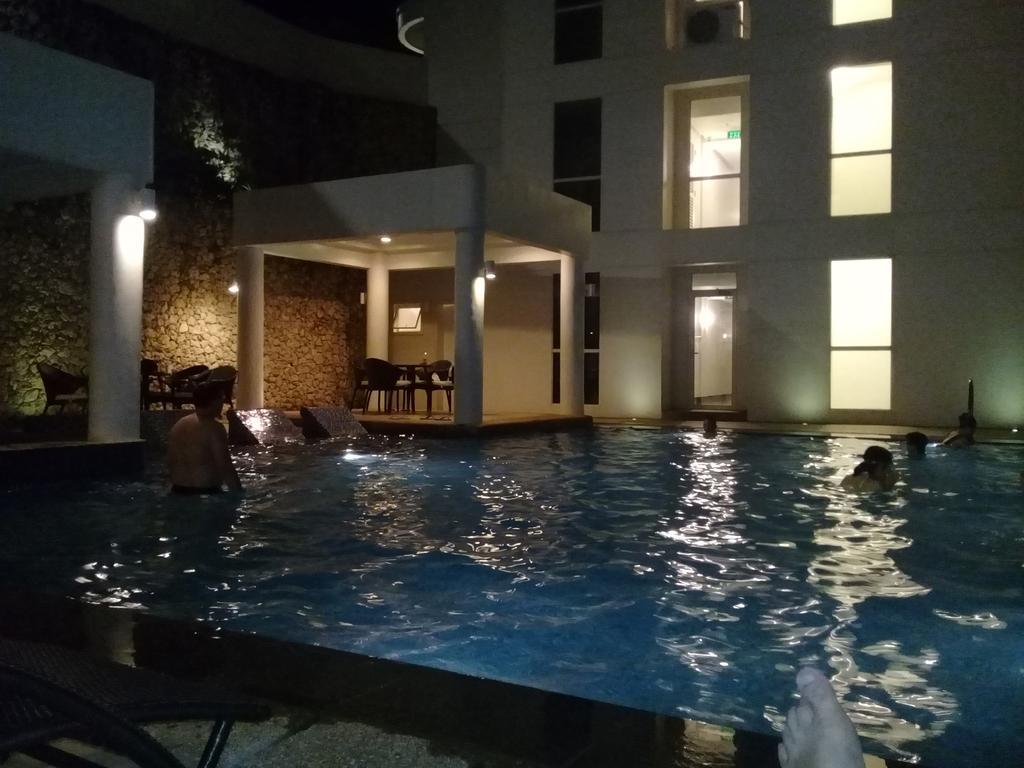 Exclusive Beach And Pools Oceanway Residences Yapak Экстерьер фото
